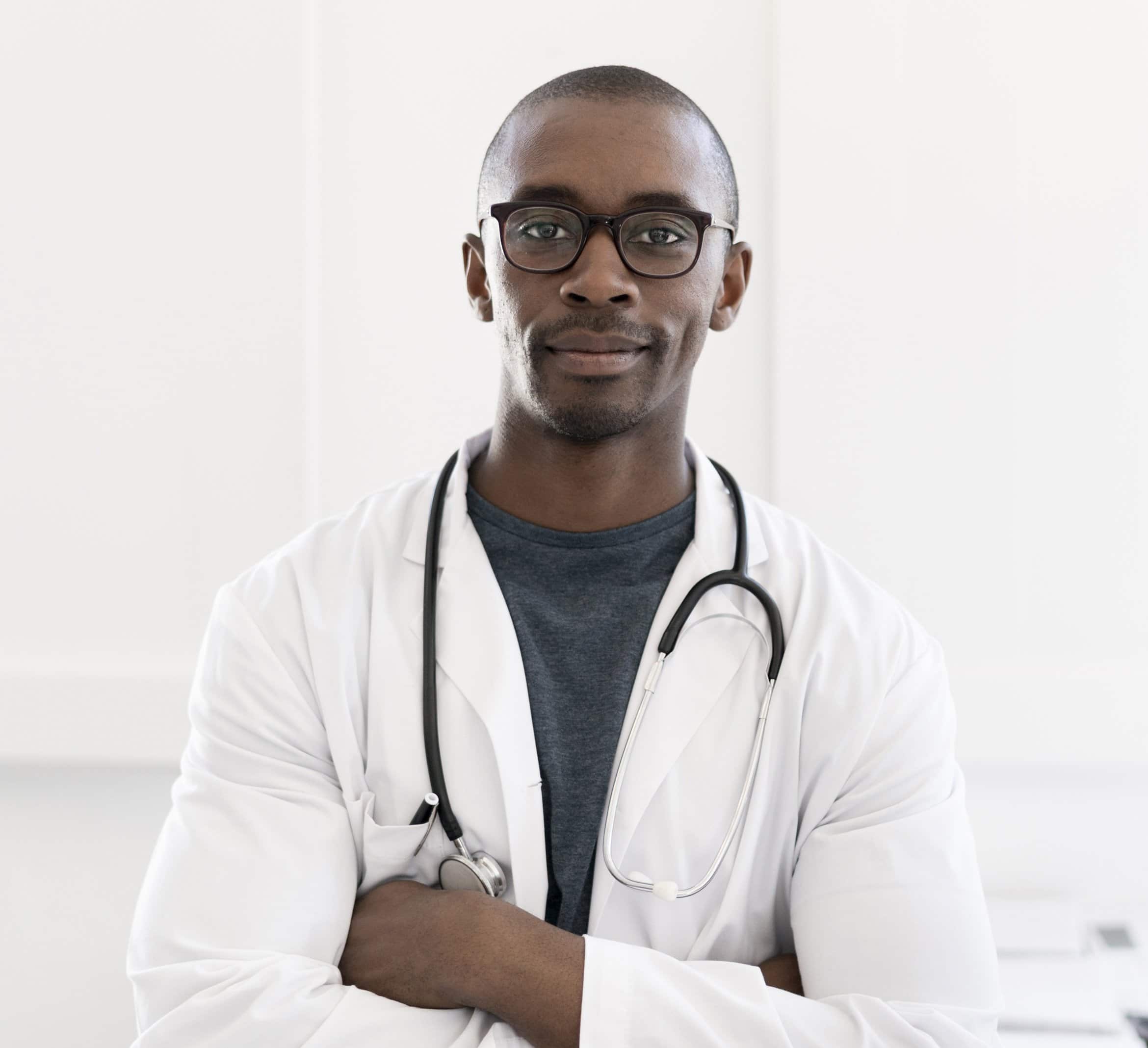 picture of a doctor who studied medicine in Europe